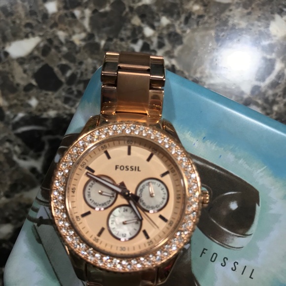 Fossil watch main image 6